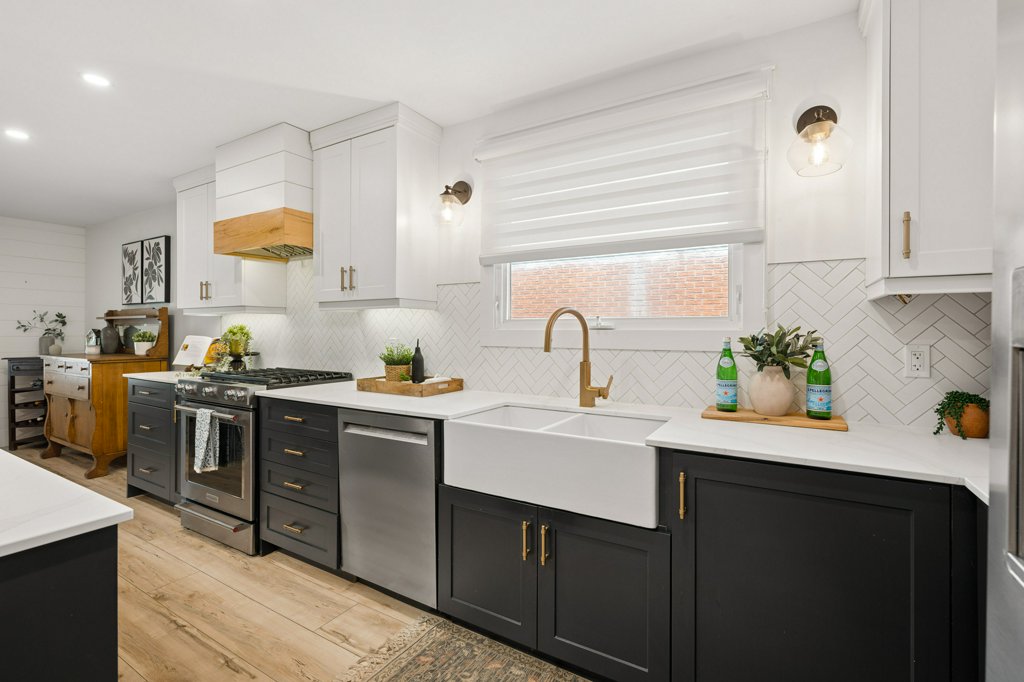 361 LEE Circle, Waterloo