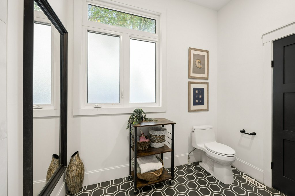 361 LEE Circle, Waterloo